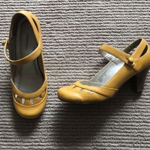 Mustard/Yellow Mary Jane Heels